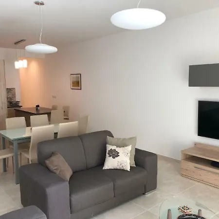 Azure Lägenhet Zebbug (Gozo)